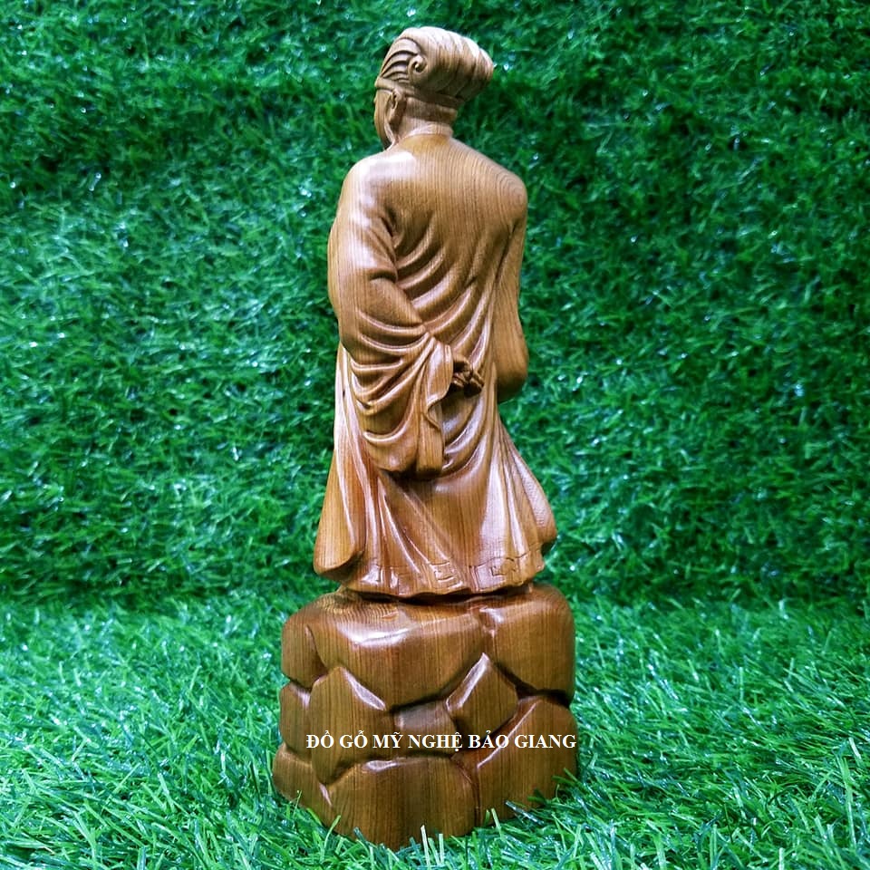 Tượng khổng minh gỗ bách xanh