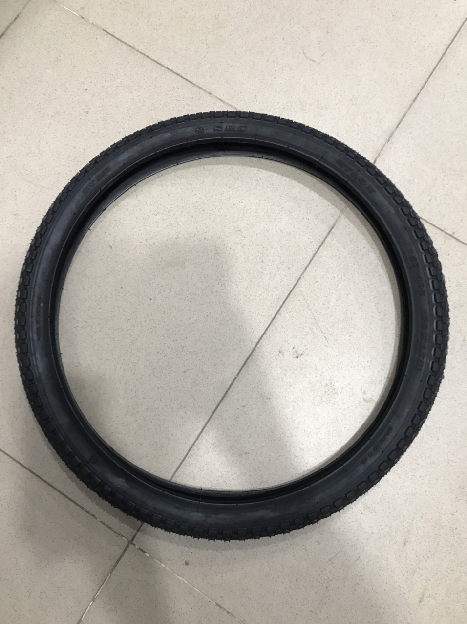 Vỏ lốp sao vàng kích cỡ 20x1.75 dành cho xe đạp trẻ em