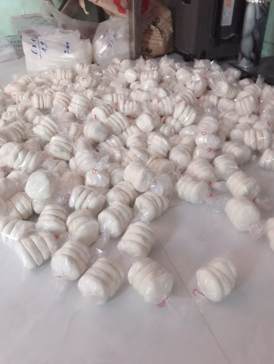 BÁNH BAO TUỔI THƠ SIZE LỚN. 1 XÂU 5 BỊCH (25 CÁI)