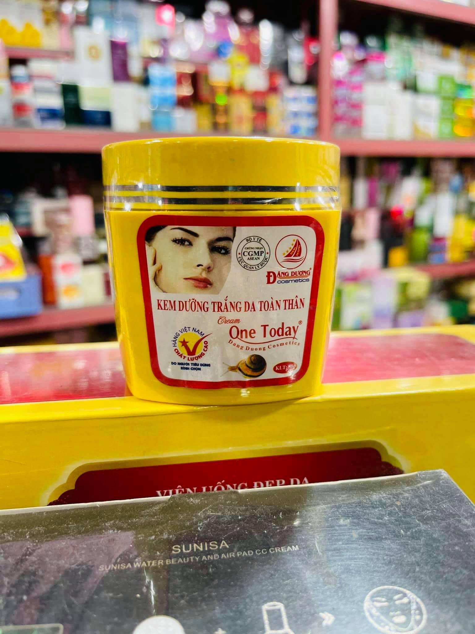 Kem dưỡng trắng da toàn thân ốc sên one today 80g - 8936061330164