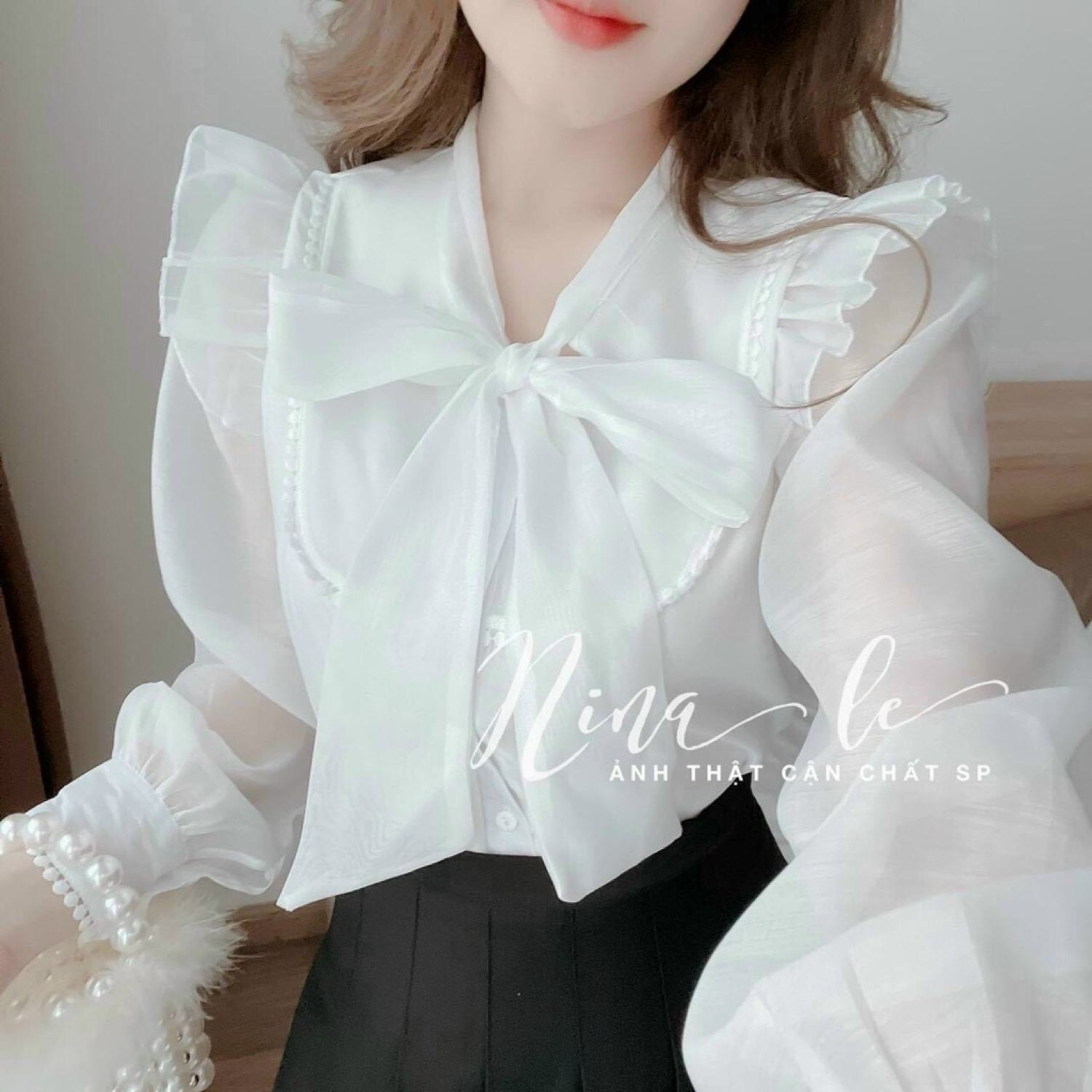 Áo sơ mi nữ cổ nơ vai bèo
