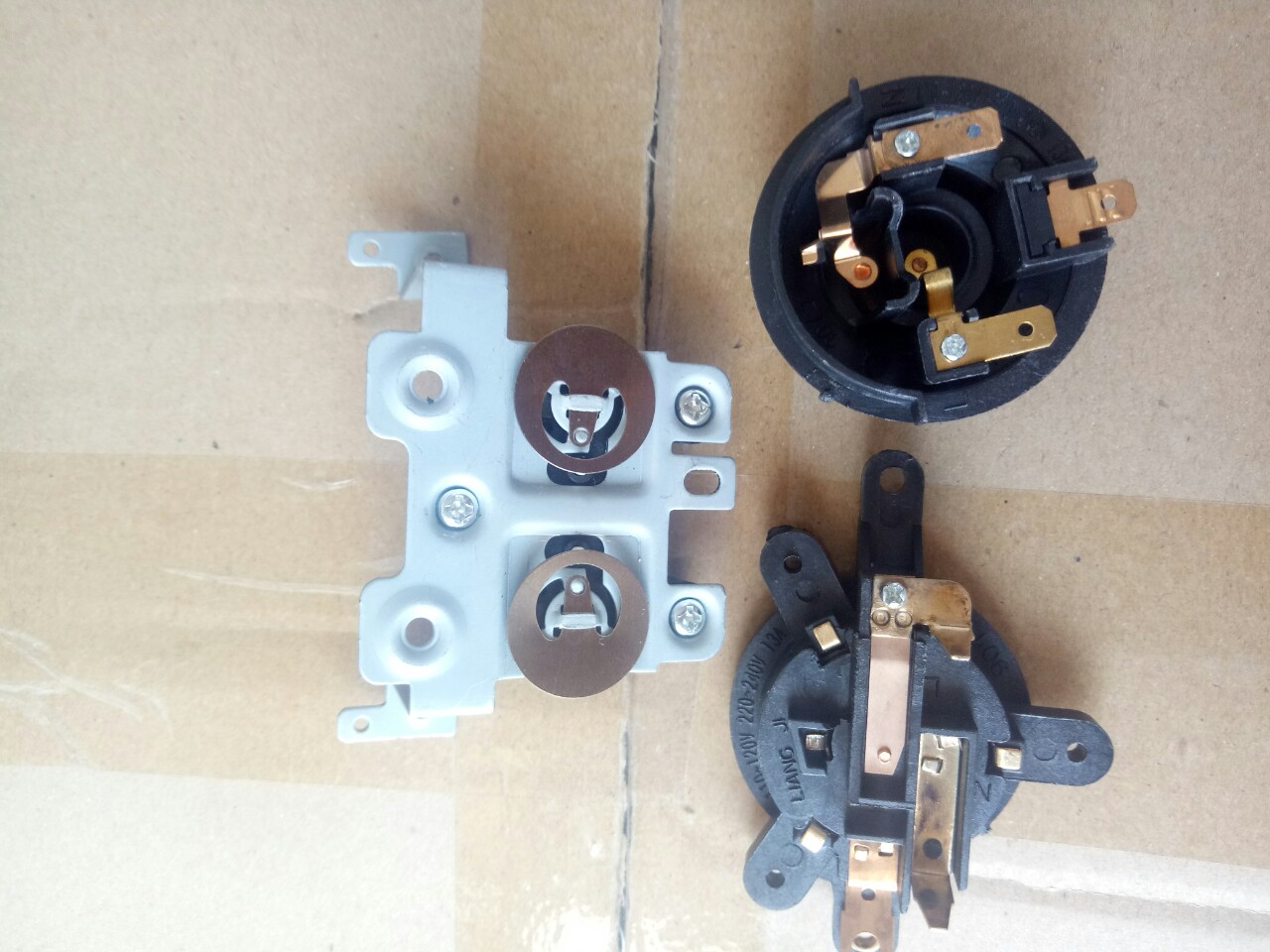 Rơ le đế ấm siêu tốc Daewoo