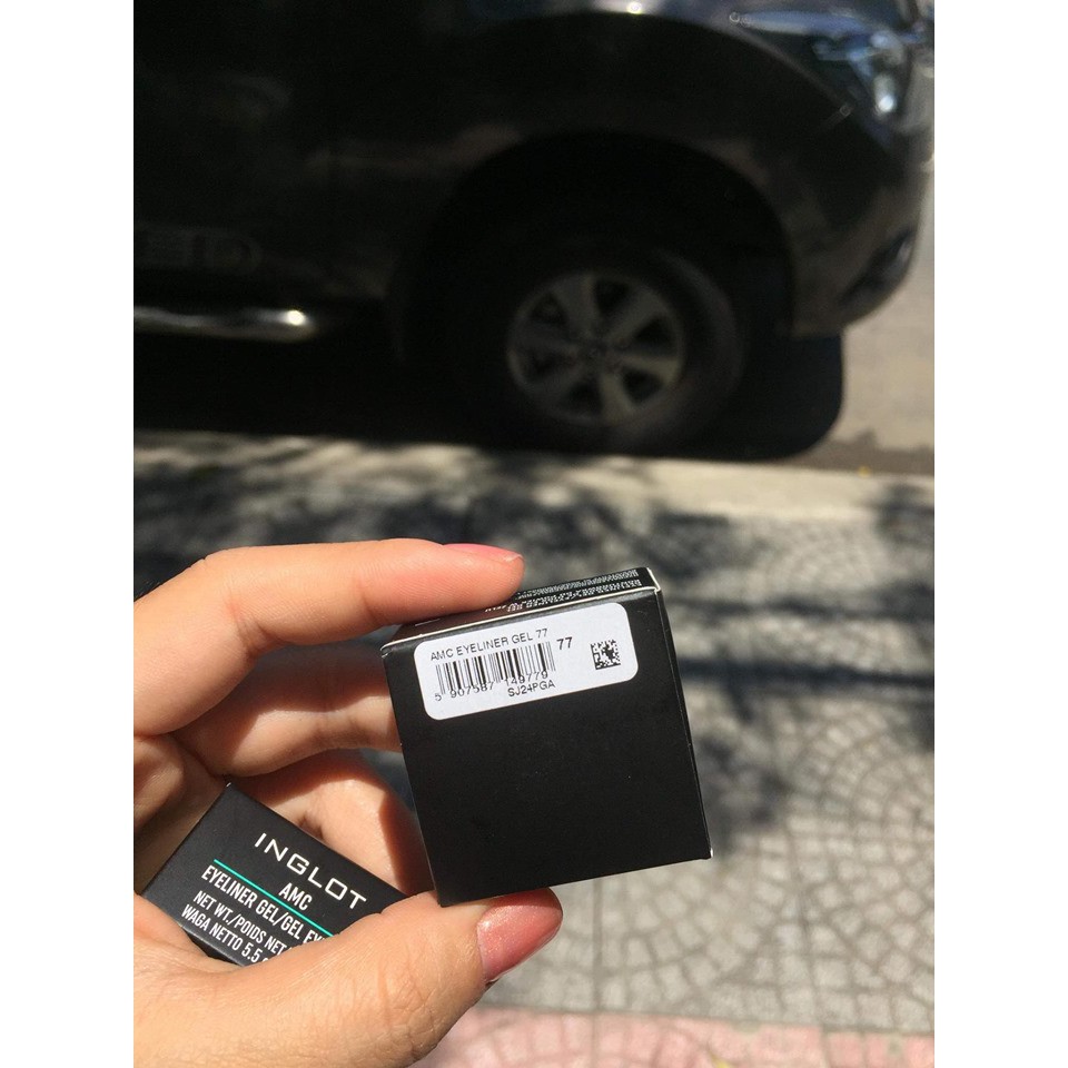 Gel kẻ mắt INGLOT AMC eyeliner gel