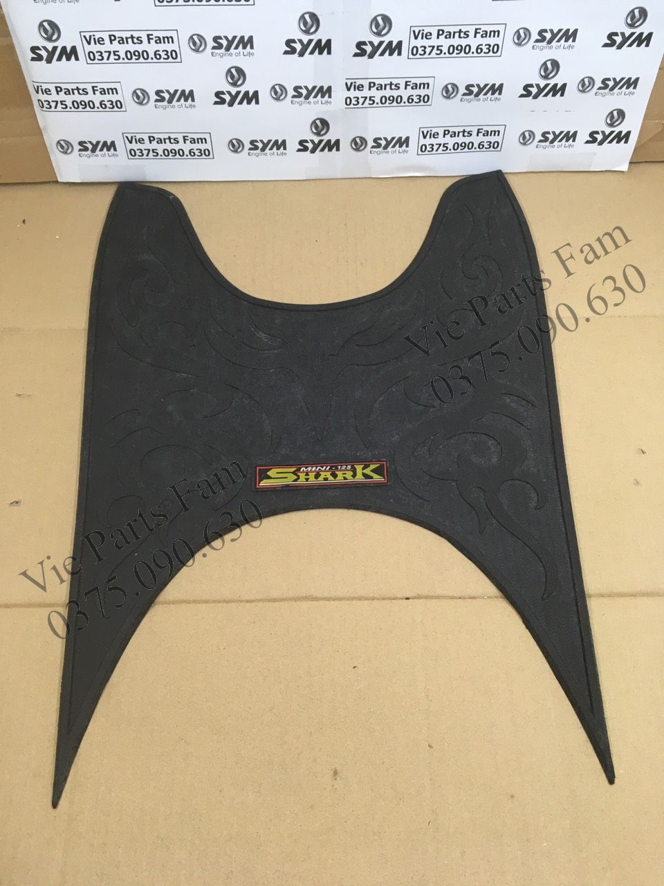 Thảm cao su lót sàn chân Shark Mini
