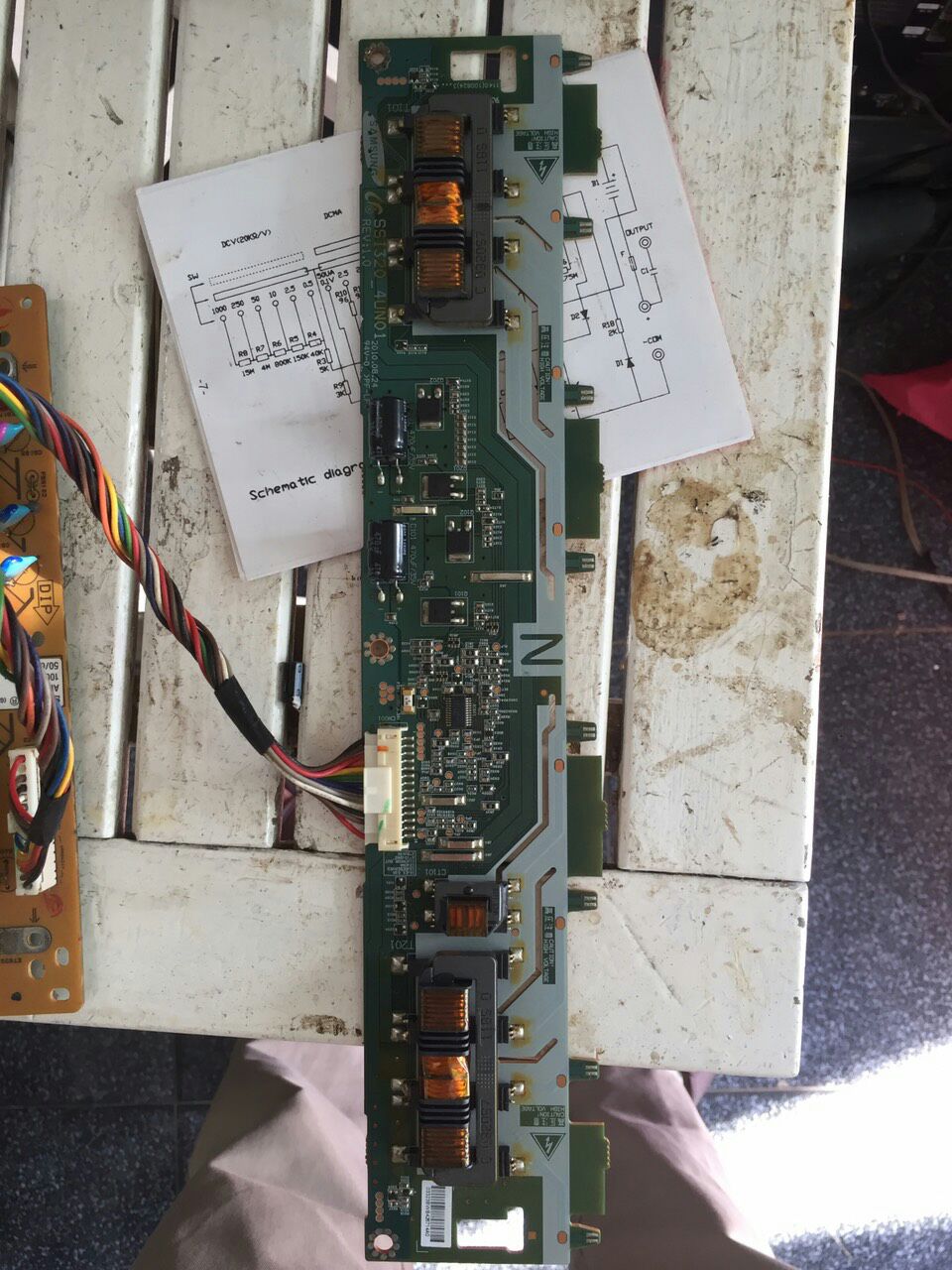 Board cao áp tivi LCD Sony 32BX320, 32BX330