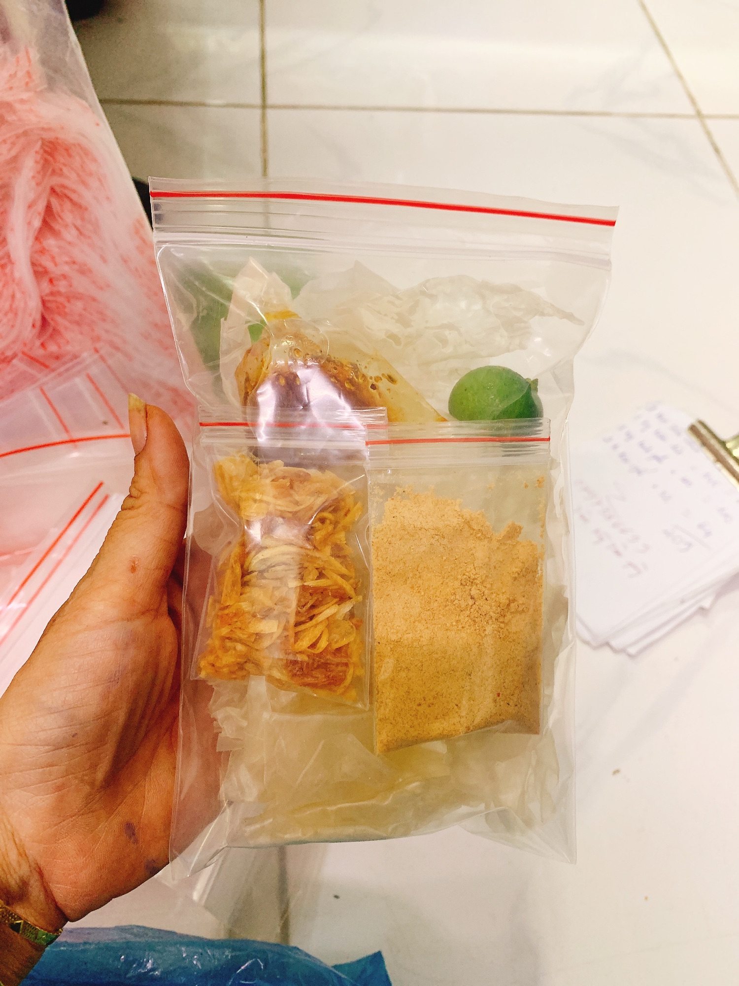 5 Bánh tráng phơi sương sate hành phi