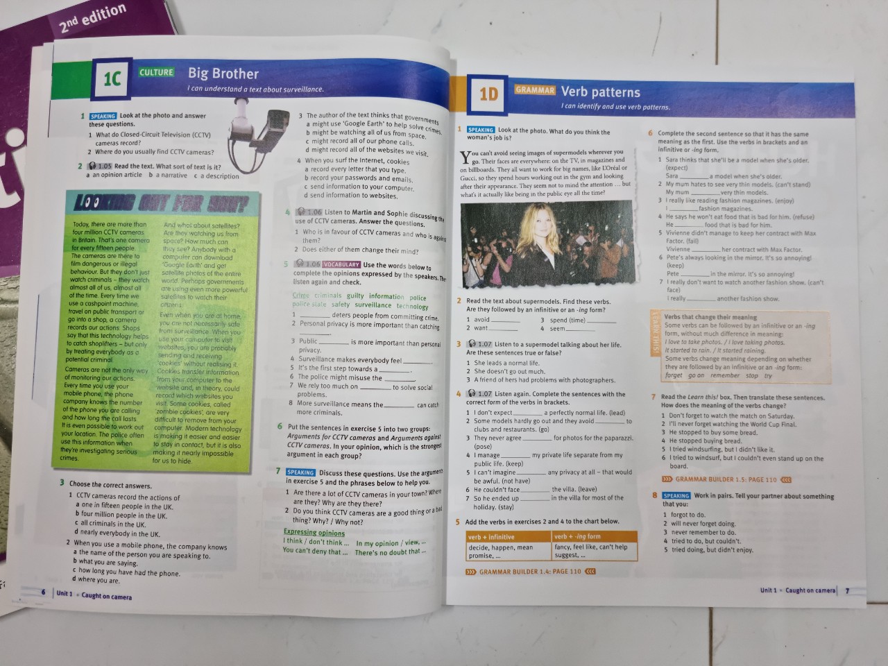 Solutions Intermidiate 2nd Edition bộ 2 cuốn kèm file nghe