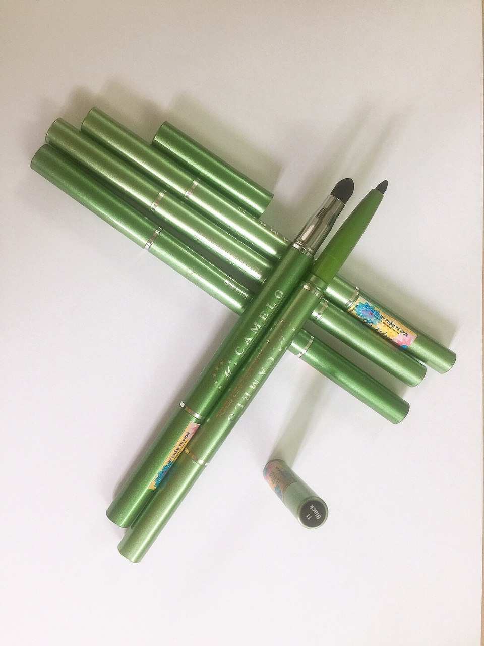 Chì kẻ mí vặn hai đầu Camelo Auto Eye Liner Pencil