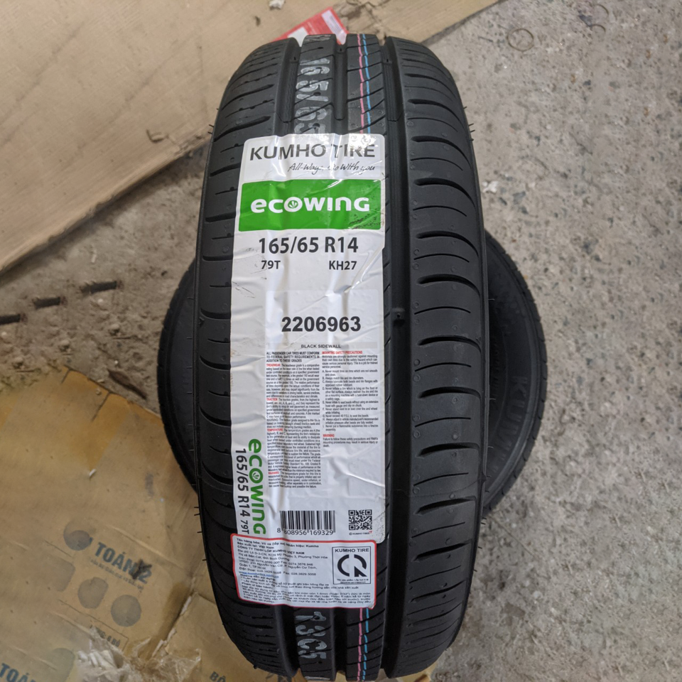 Lốp ô tô kumho 165/65r14 79t kh27