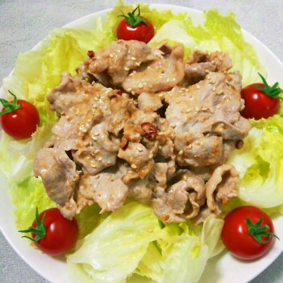 Sốt Salad Mè Chai 1090g