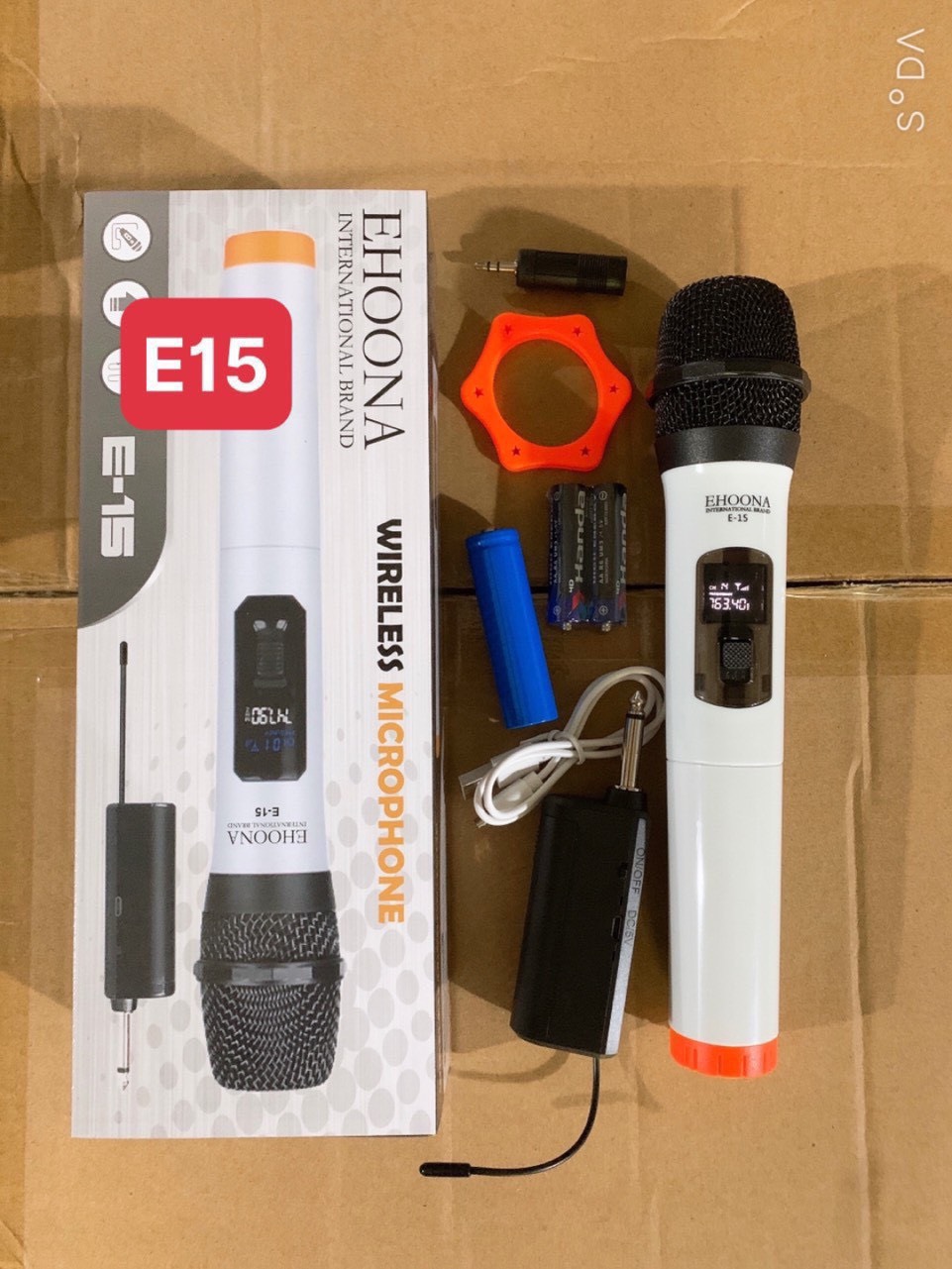 Micro Karaoke không dây đa năng  EHOONA E15 màn hình LCD (đen)