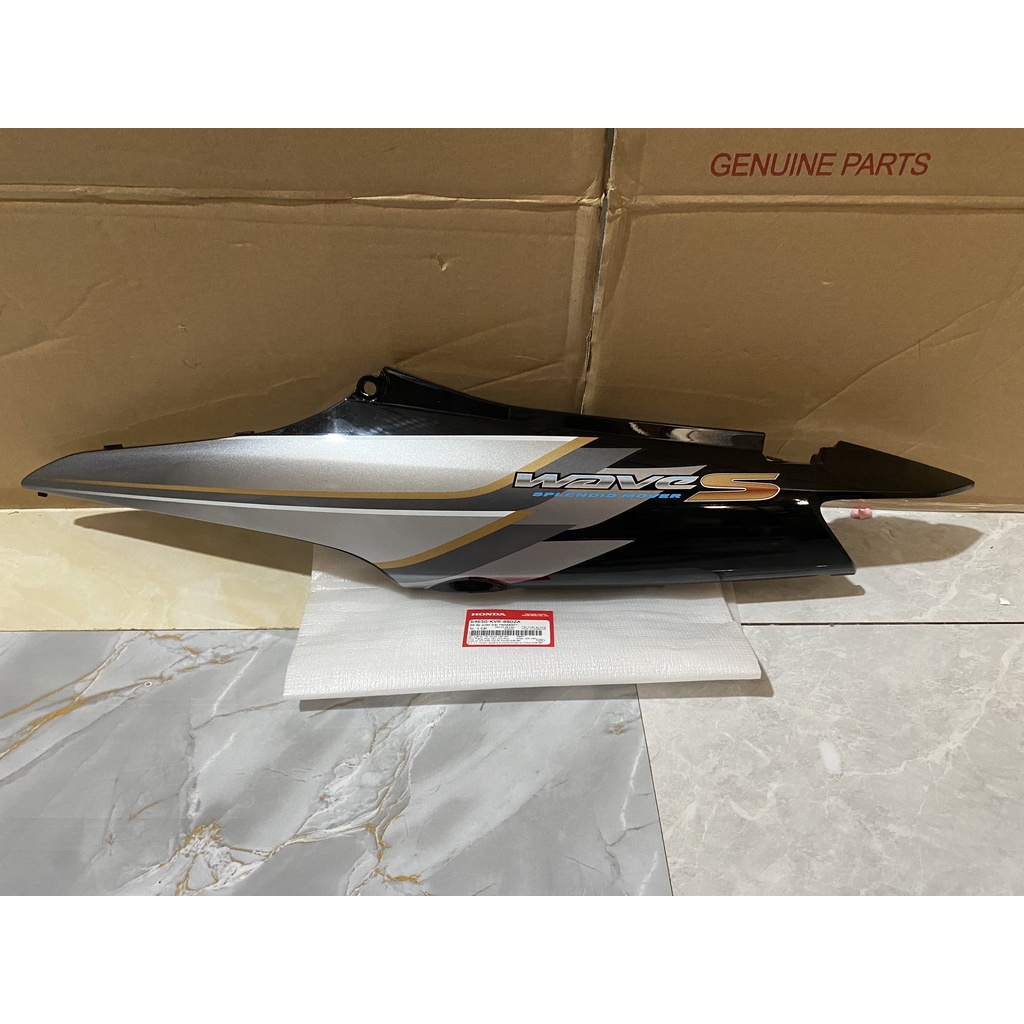 Ốp sườn trái Wave S 100 màu đen *NHA69P* (64650KVR880ZA)