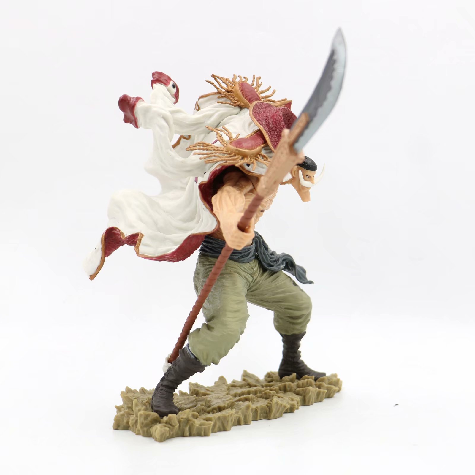 Mô hình Edward Newgate (Râu Trắng) - OnePiece