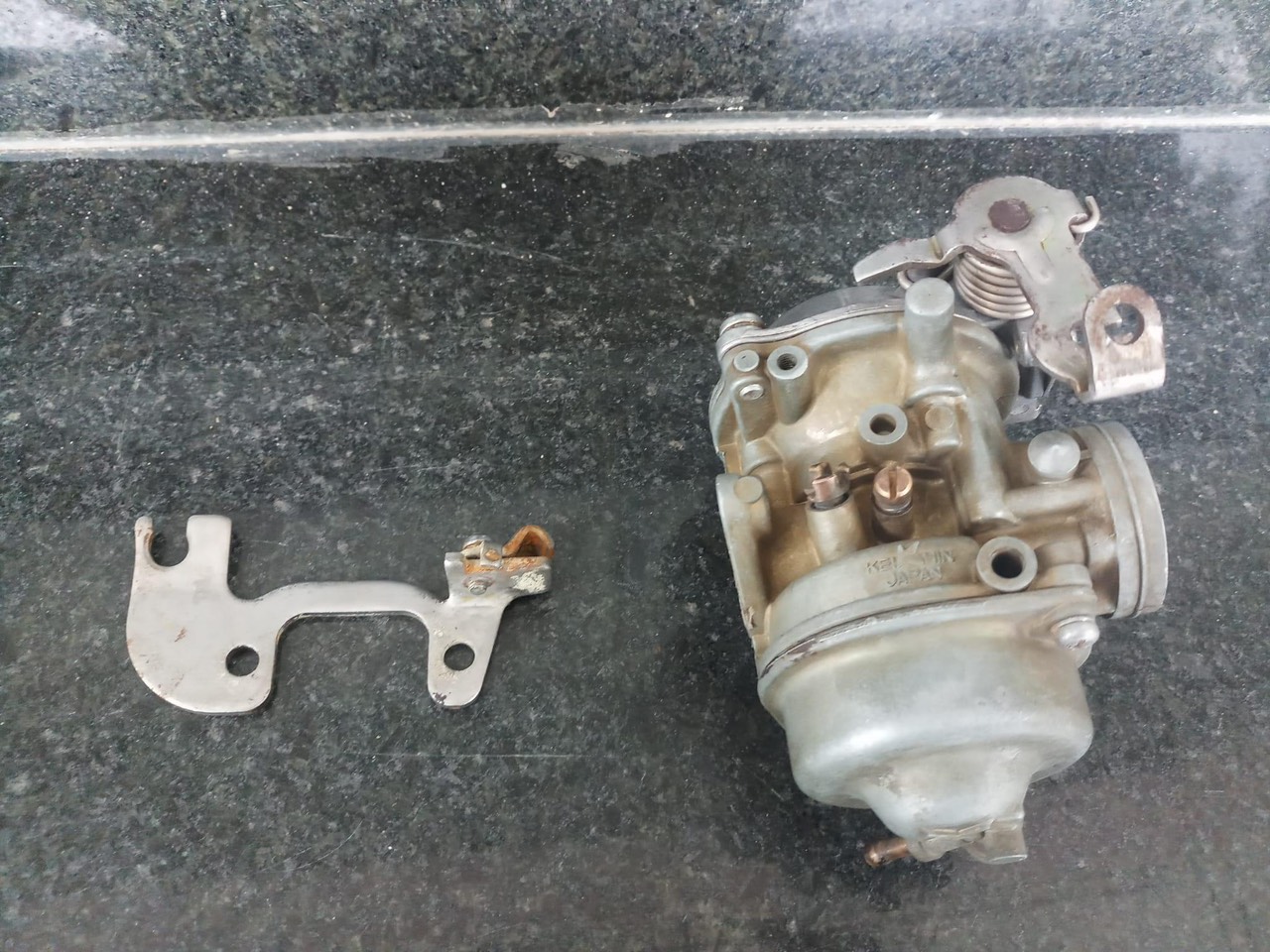 Bình xăng con, chế hòa khi honda chaly 84 tặng kèm dây ga