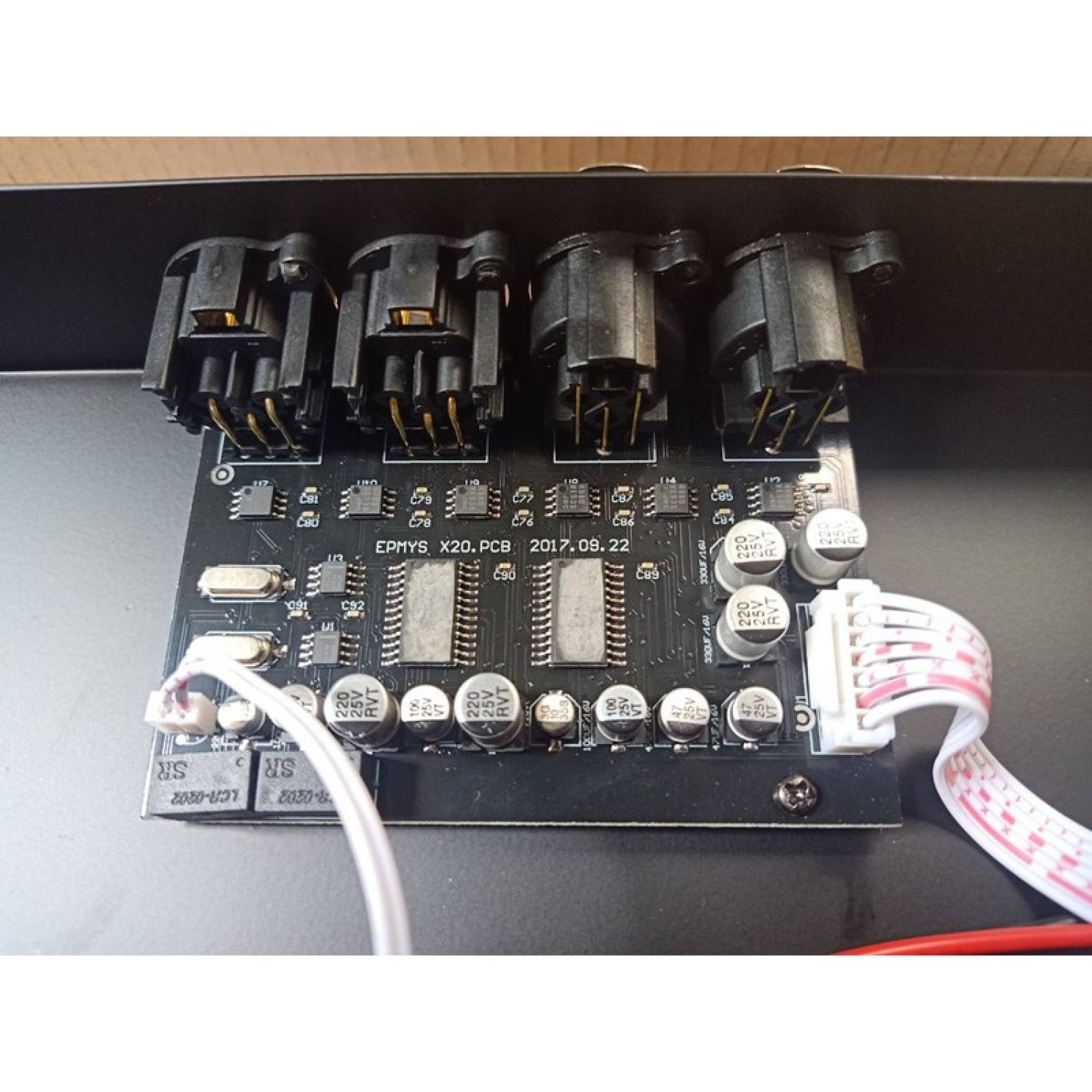 máy chống hú micro Feed Back XTR 2.0.