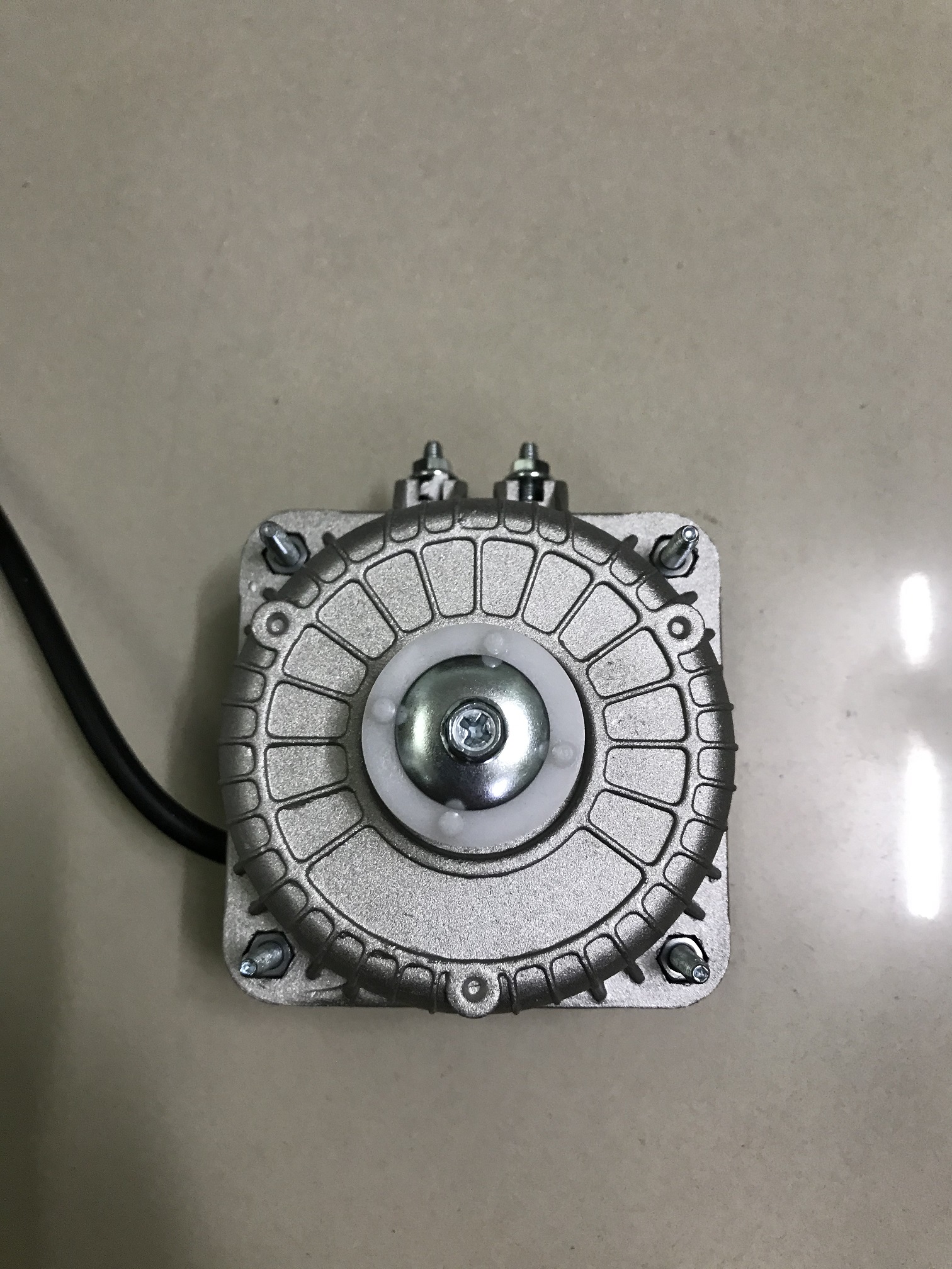 [HCM]quạt tủ coca quạt tủ mát tủ đông 25W
