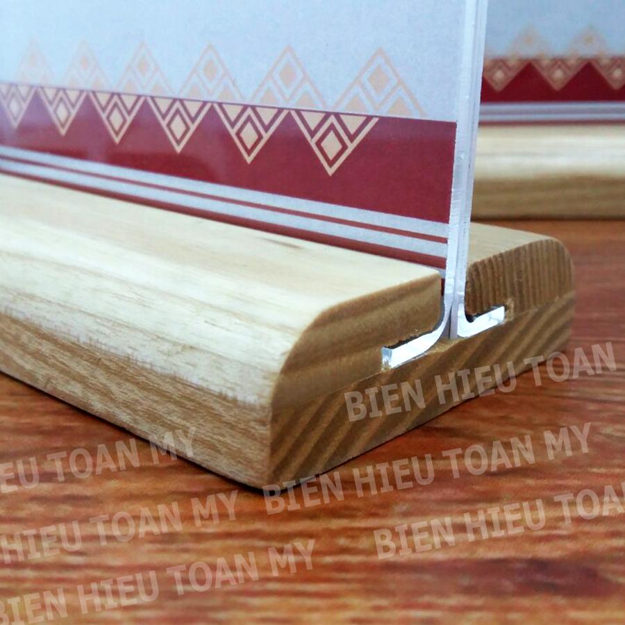 Kệ menu standee  mica đế gỗ kích thước 10x19