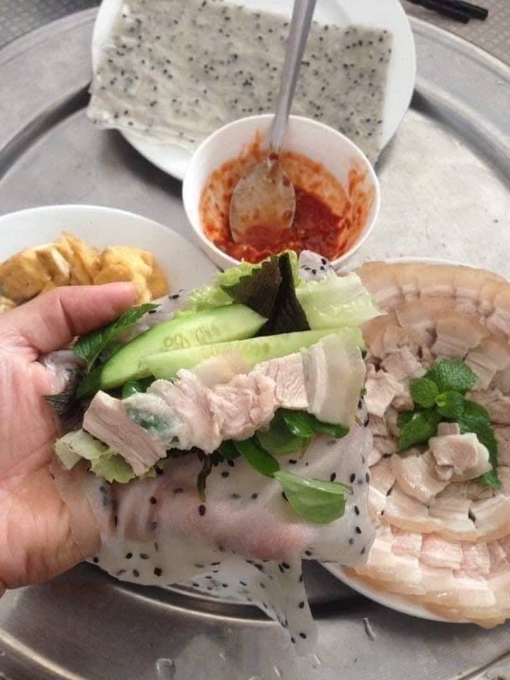 50 bánh tráng mè cuốn