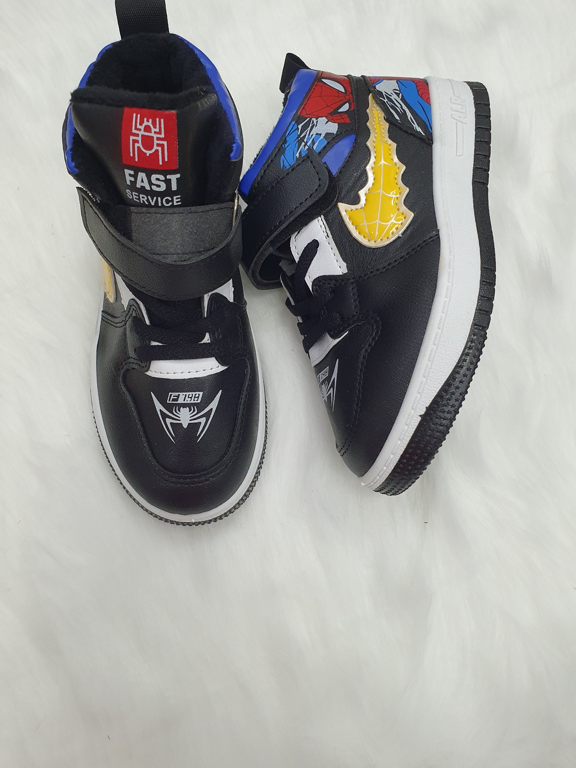 GIÀY THỂ THAO BÉ TRAI JORDAN 601