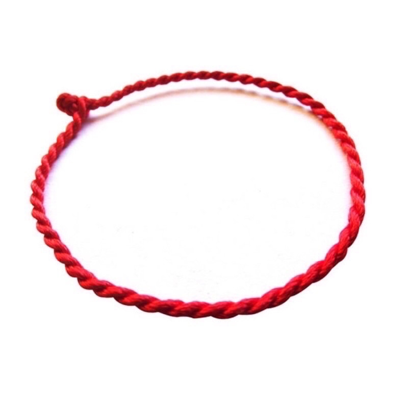 Sợi chỉ đỏ may mắn