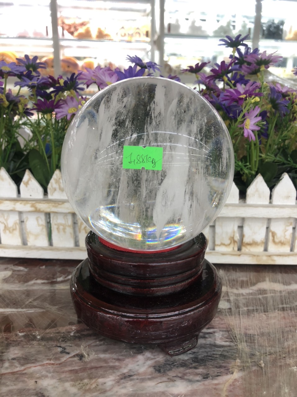 Quả cầu phong thủy đá thạch anh canxit trắng vân mây - đường kính 10,6cm; 10,9cm; 11,3cm; 11,4cm; 11,5cm và 12cm