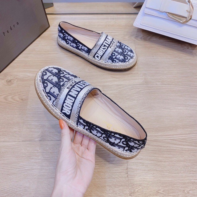 Giày SlipOn thổ cẩm Dior