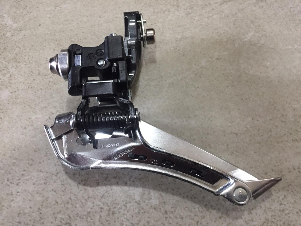 Củ đề trước Shimano Claris FD-R2000 dành cho xe đạp đường trường