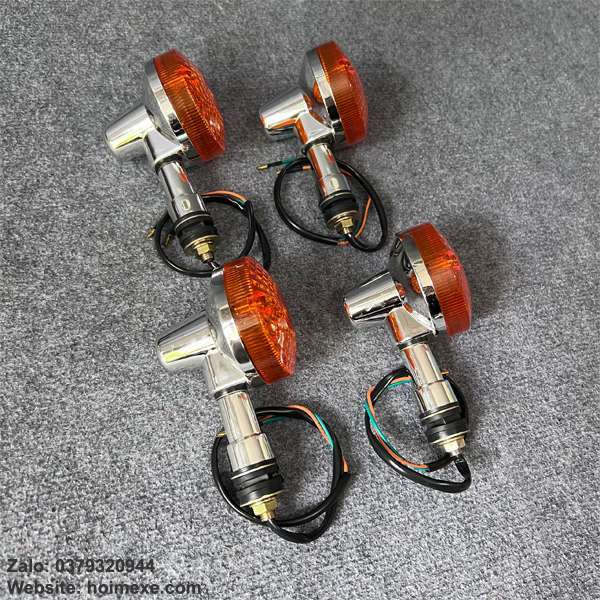 4 Đèn Xi Nhan Suzuki GN125