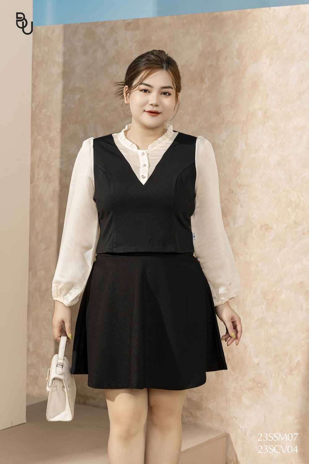 Áo phối tơ be bèo cổ BIGSIZE (55kg đến 95kg) - 23SSM07 - [BUstu Bigsize]