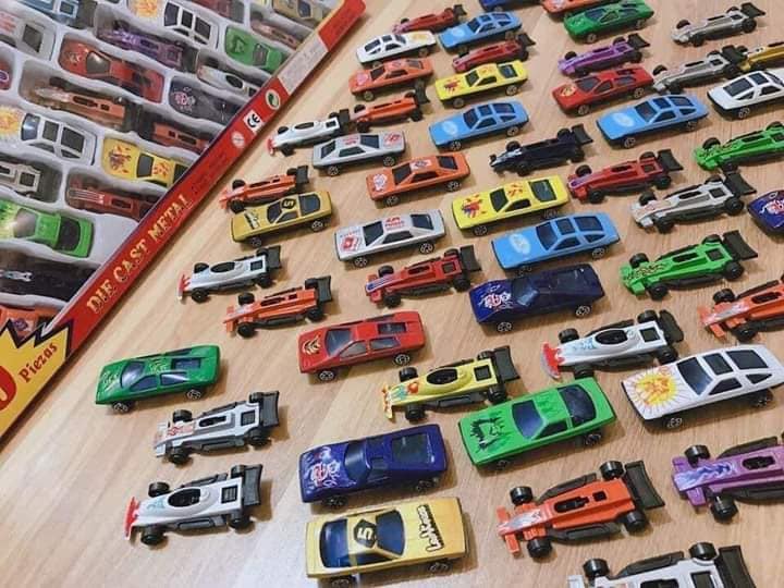 Set 50 ô tô sắt cho bé