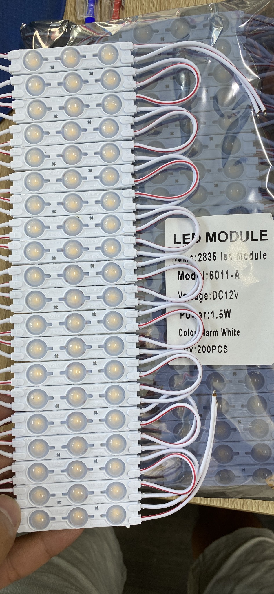 LED hắt 3 bóng 6011 ( 1 vĩ 20 thanh 3 bóng)