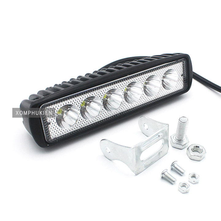 [HCM]Đèn Trợ Sáng 6 Bóng Dài 18W Gắn Xe Máy [ Kèm Công Tắc ]