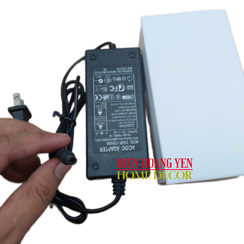 Power Adapter 12V - 5A - 60W Convenient and Versatile