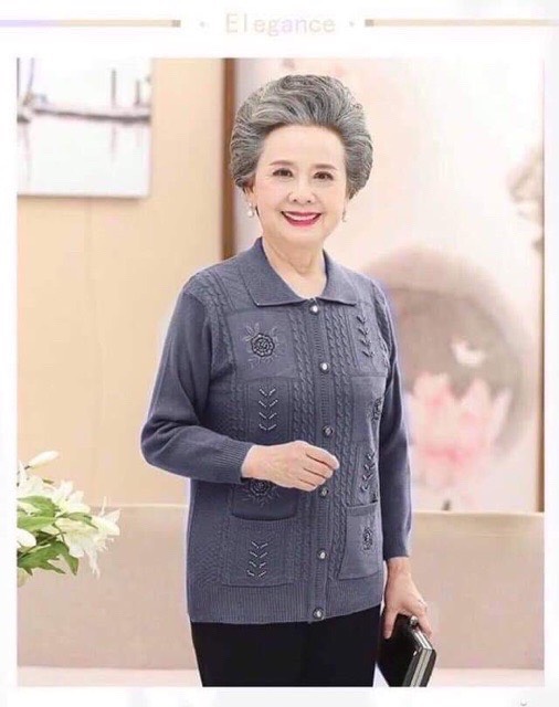 [HCM]Áo khoác len bà già thêu hoa