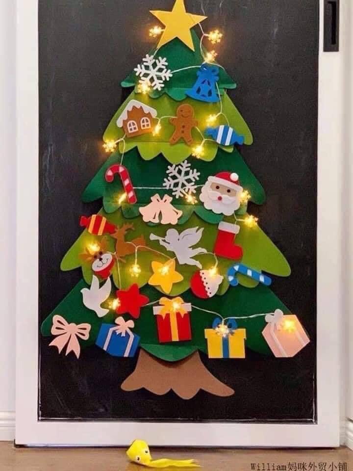Cây thông noel dán tường