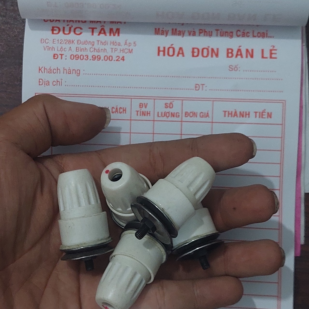 1 cụm đồng tiền máy vắt sổ