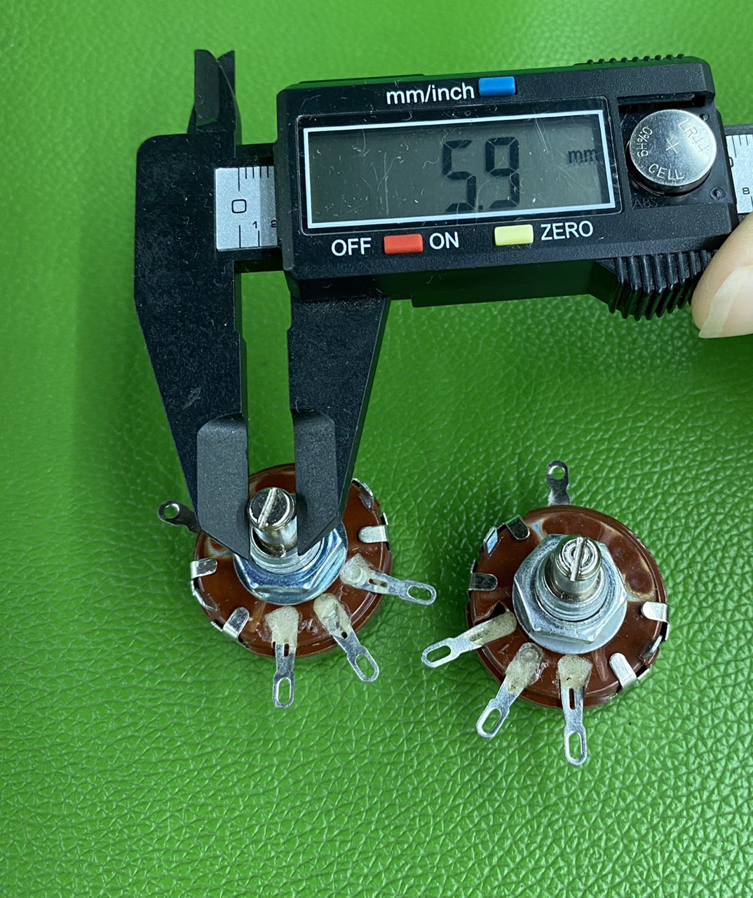 Biến trở 2W WTH118 / Chiết áp 2W WTH(118) - K4H23