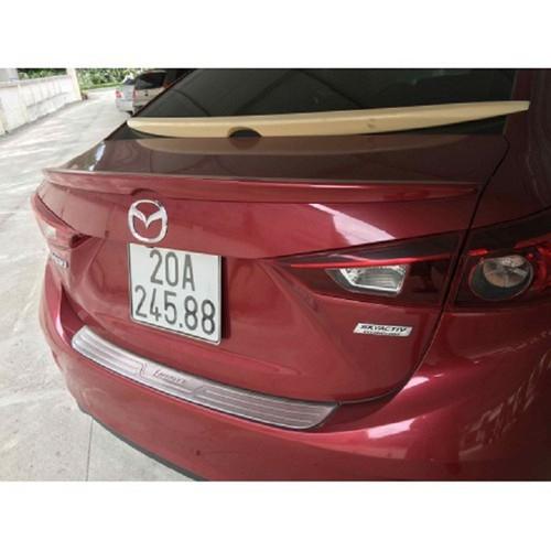 Đuôi gió liền cốp Mazda 3 hàng mộc chưa sơn