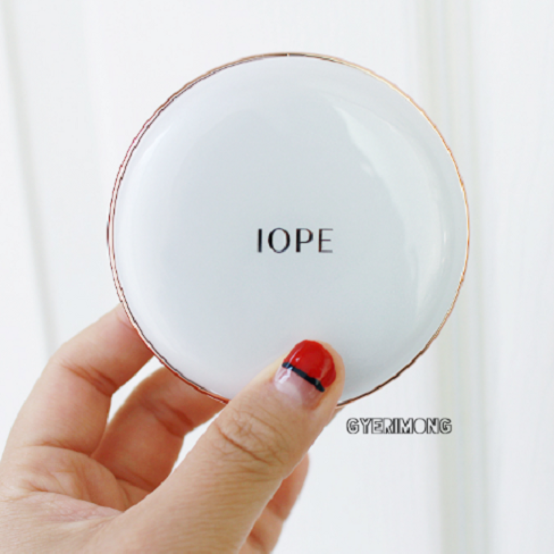Phấn Nước Cushion IOPE Kèm Lõi Thay