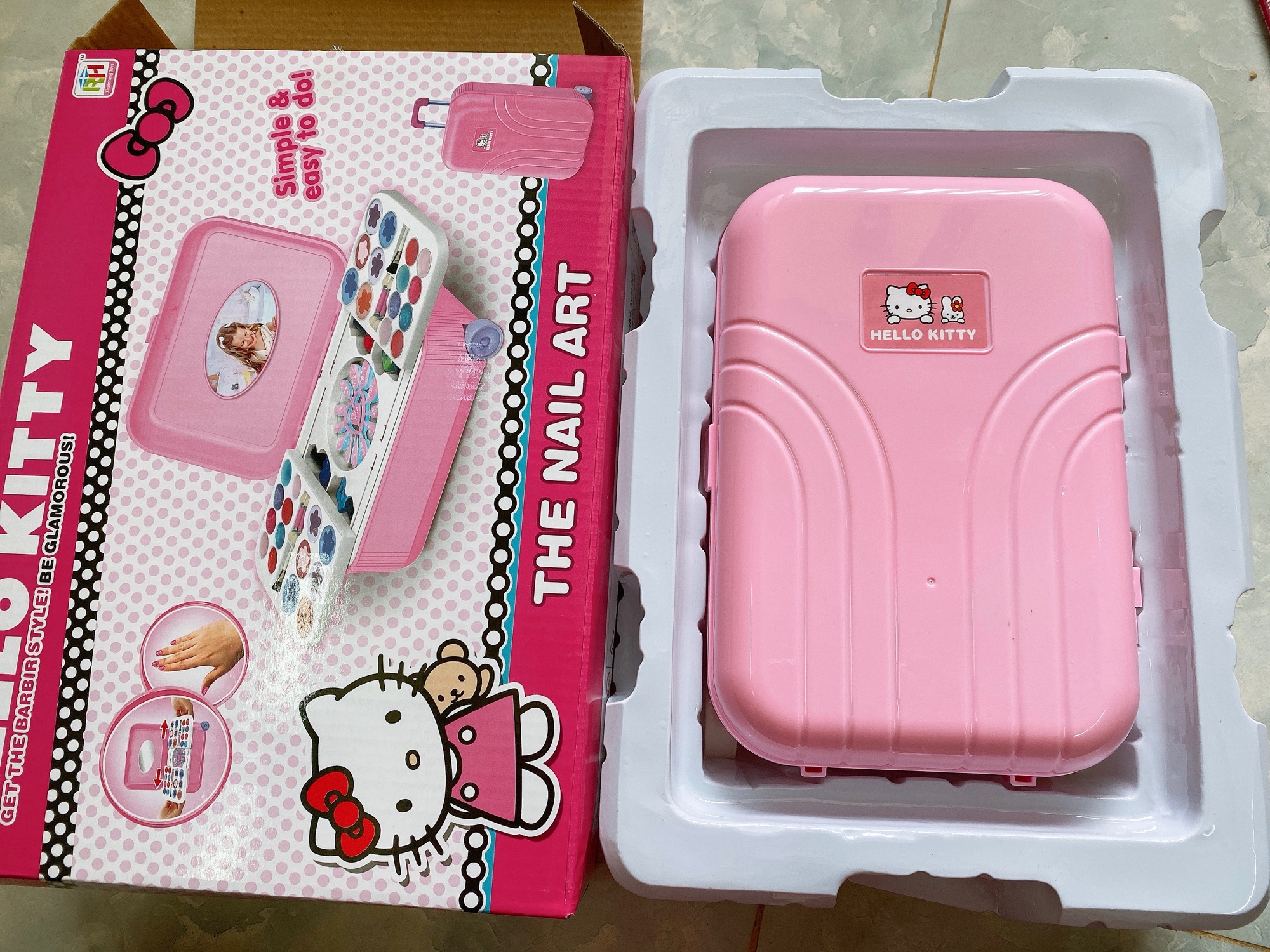 [HCM]Vali trang điểm hello kitty màu hồng