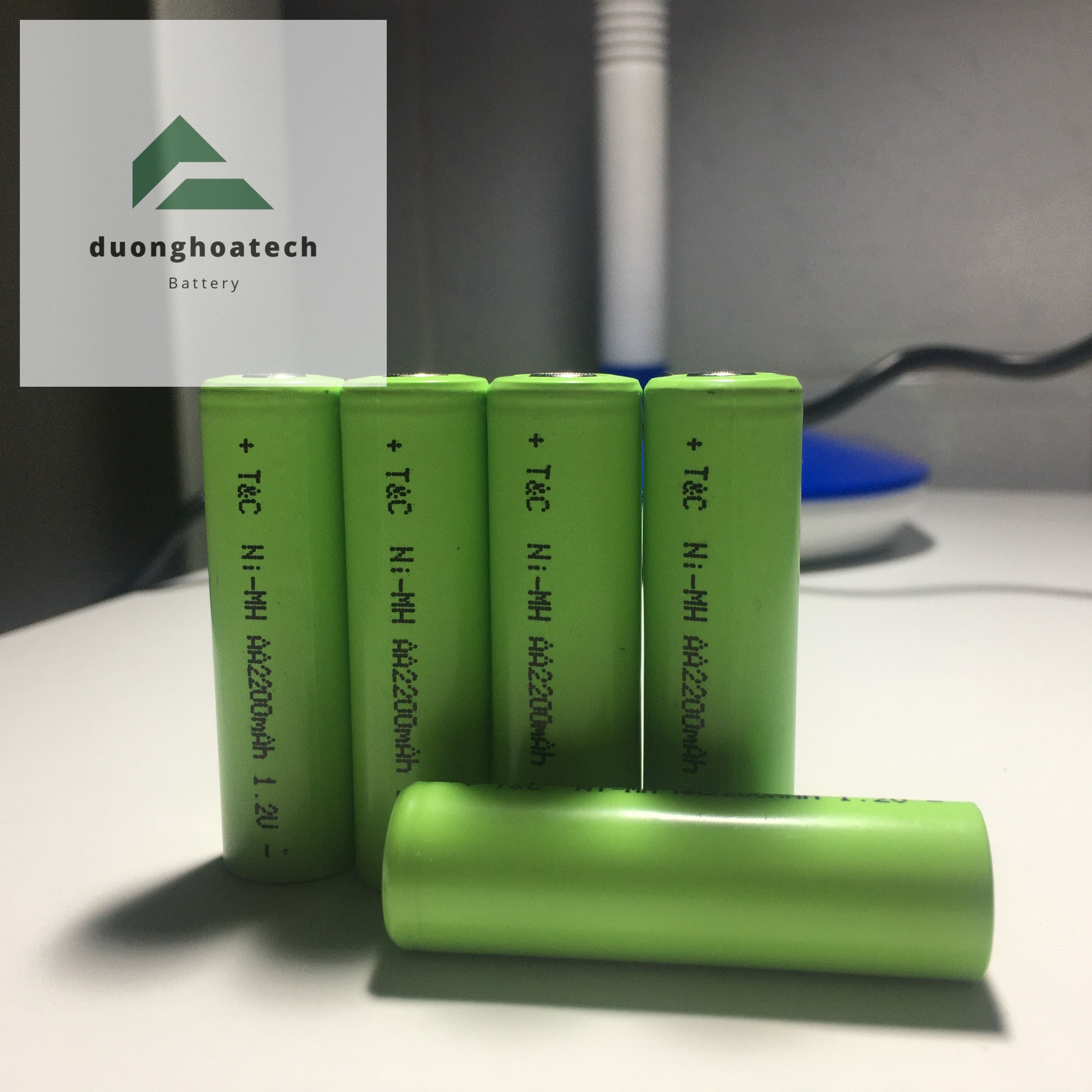 [HCM]Pin Sạc AA Ni-MH 2200mAh 1.2V