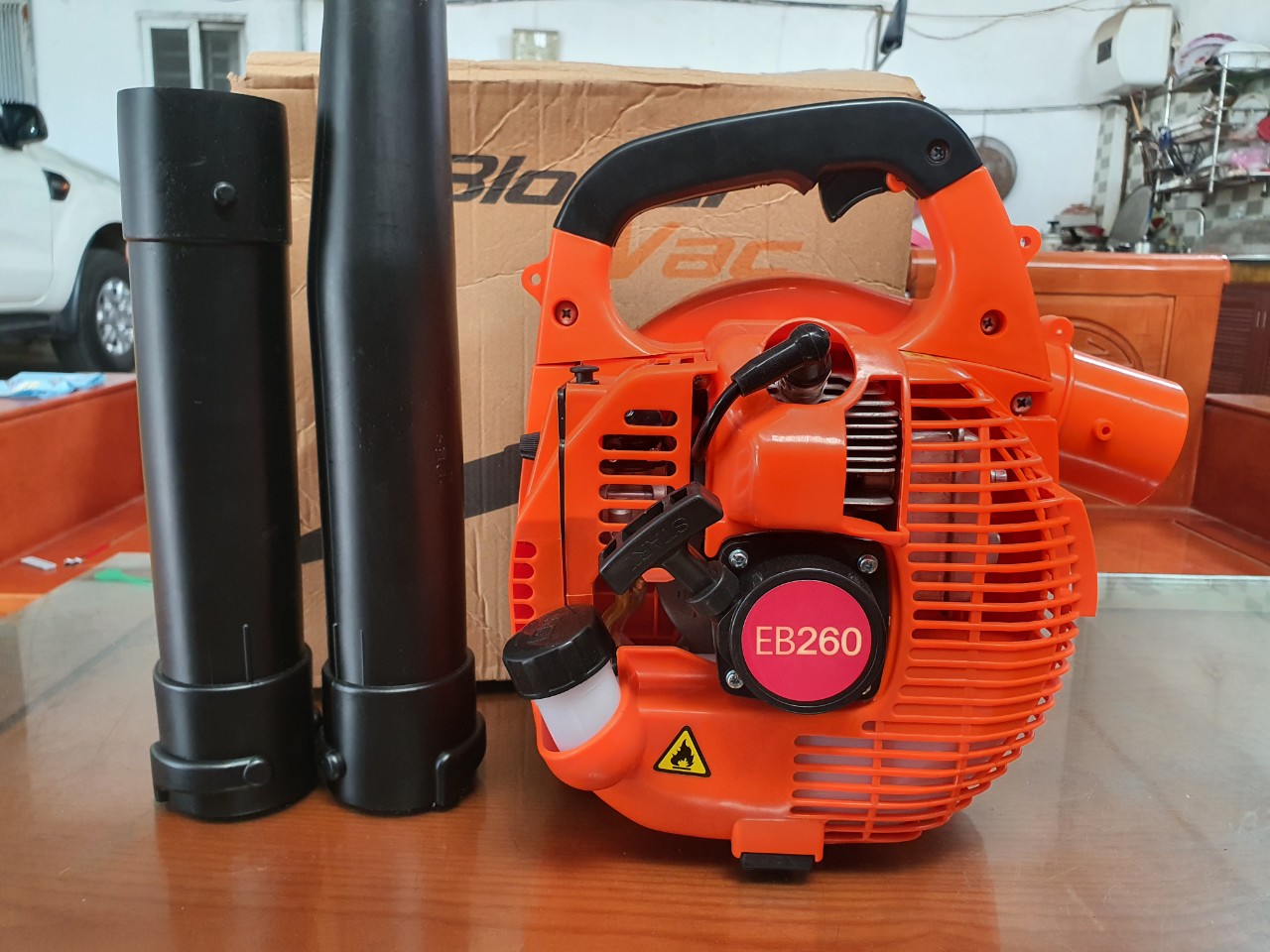 Máy thổi bụi, lá cây chạy xăng 2 thì siêu khỏe BLOWER VAC