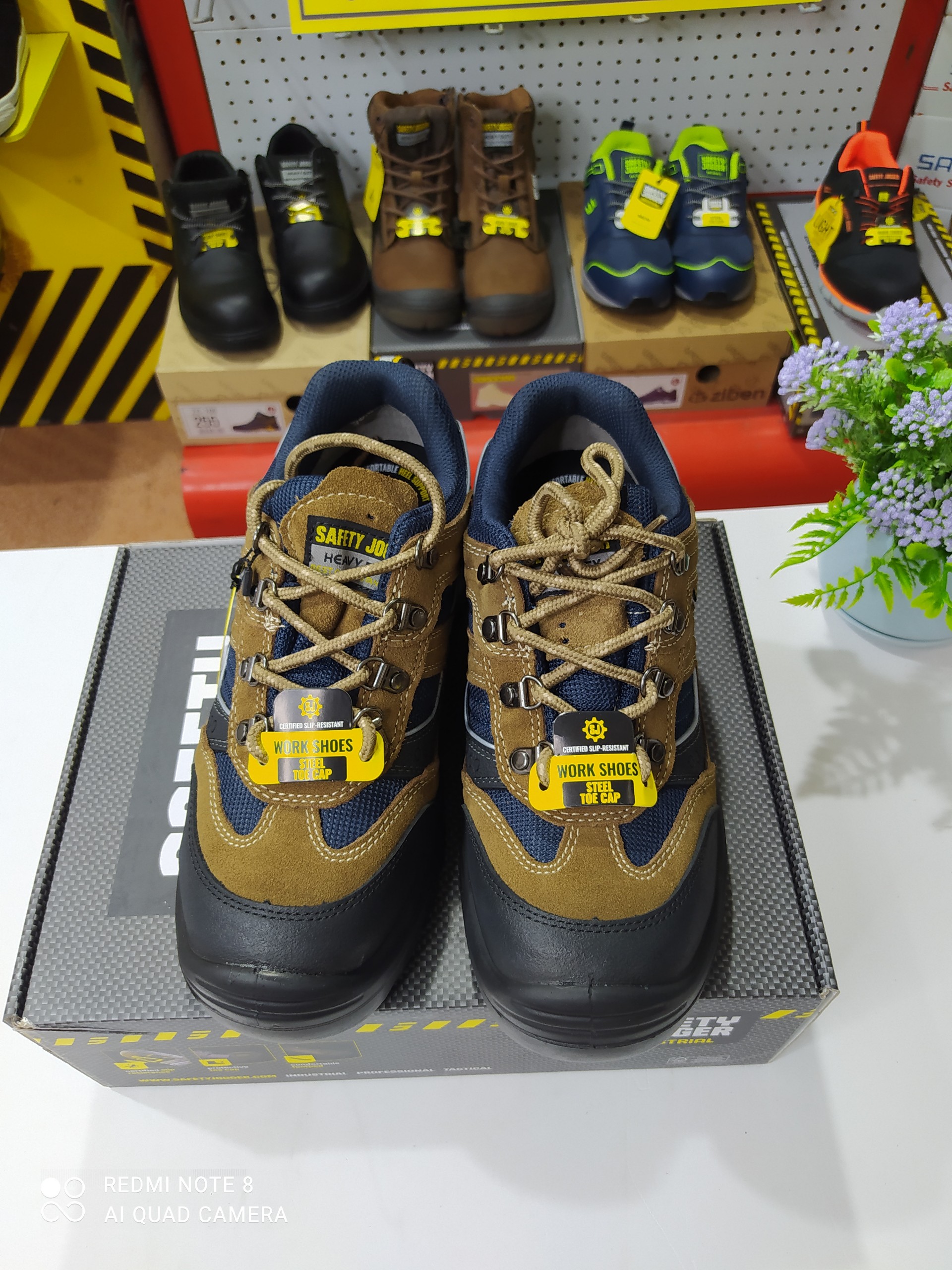 [HÀNG CHÍNH HÃNG]Giày bảo hộ Jogger X2020P