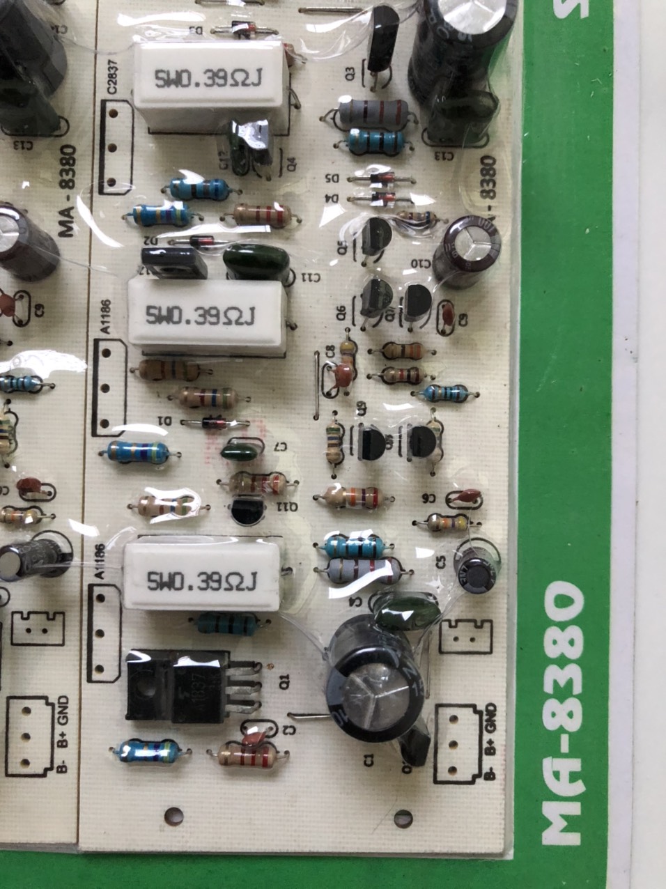 MẠCH AMPLY CÔNG SUẤT 8 SÒ 380W