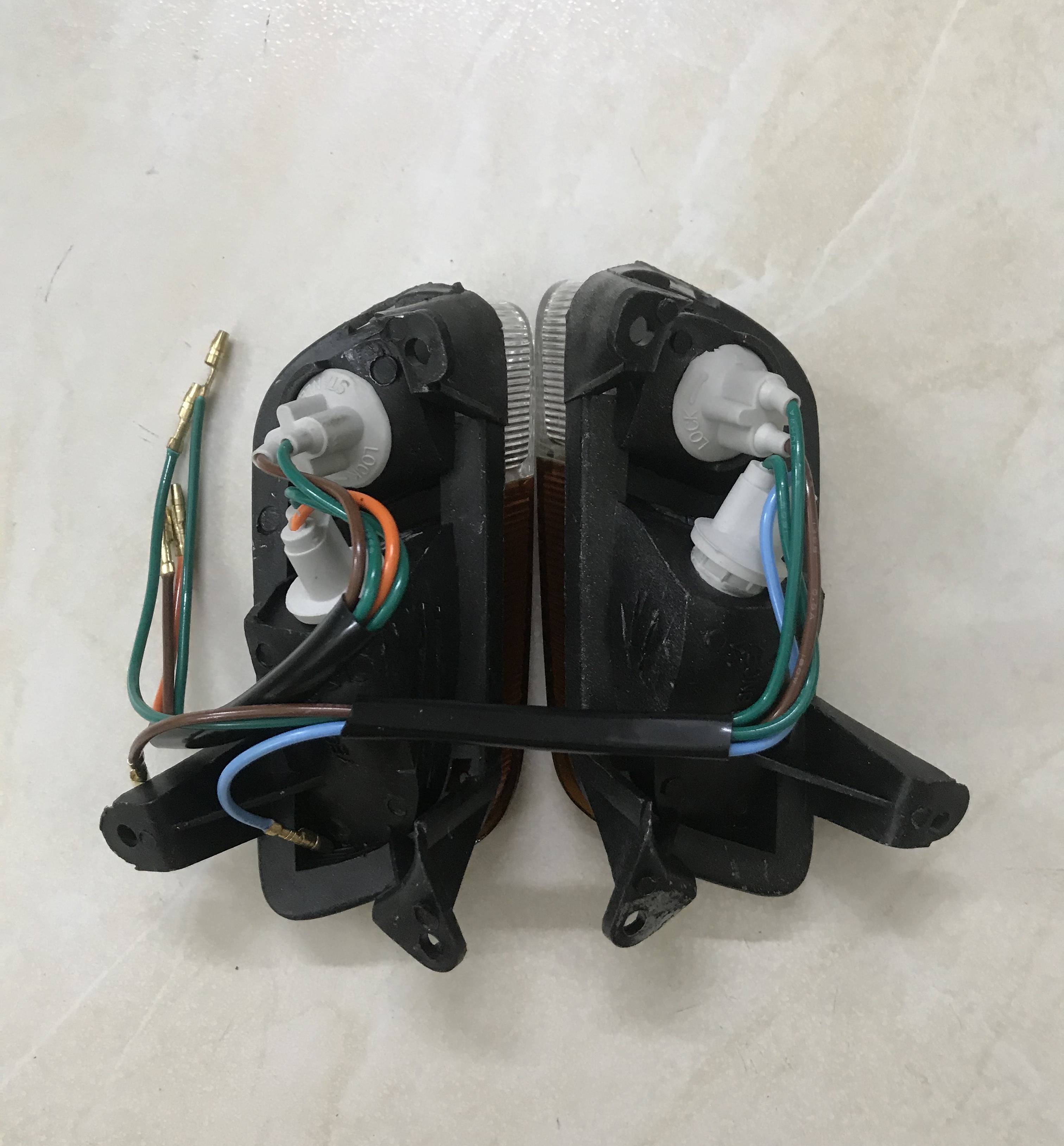 [HCM]Đèn xi nhan trước Dream lùn + Đuôi bóng ( Loại tốt )