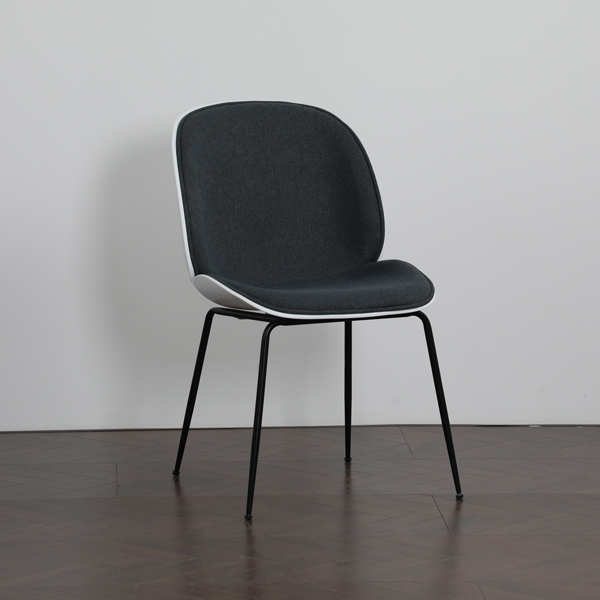 Ghế cafe nhựa bọc nệm chân sắt Beetle PP50