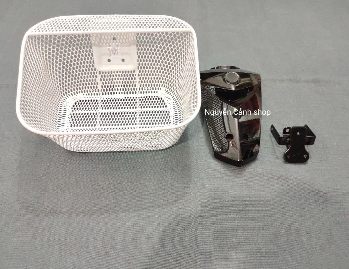 [HCM]rổ sirius spark  rổ màu trắng, kèm pas mặt nạ