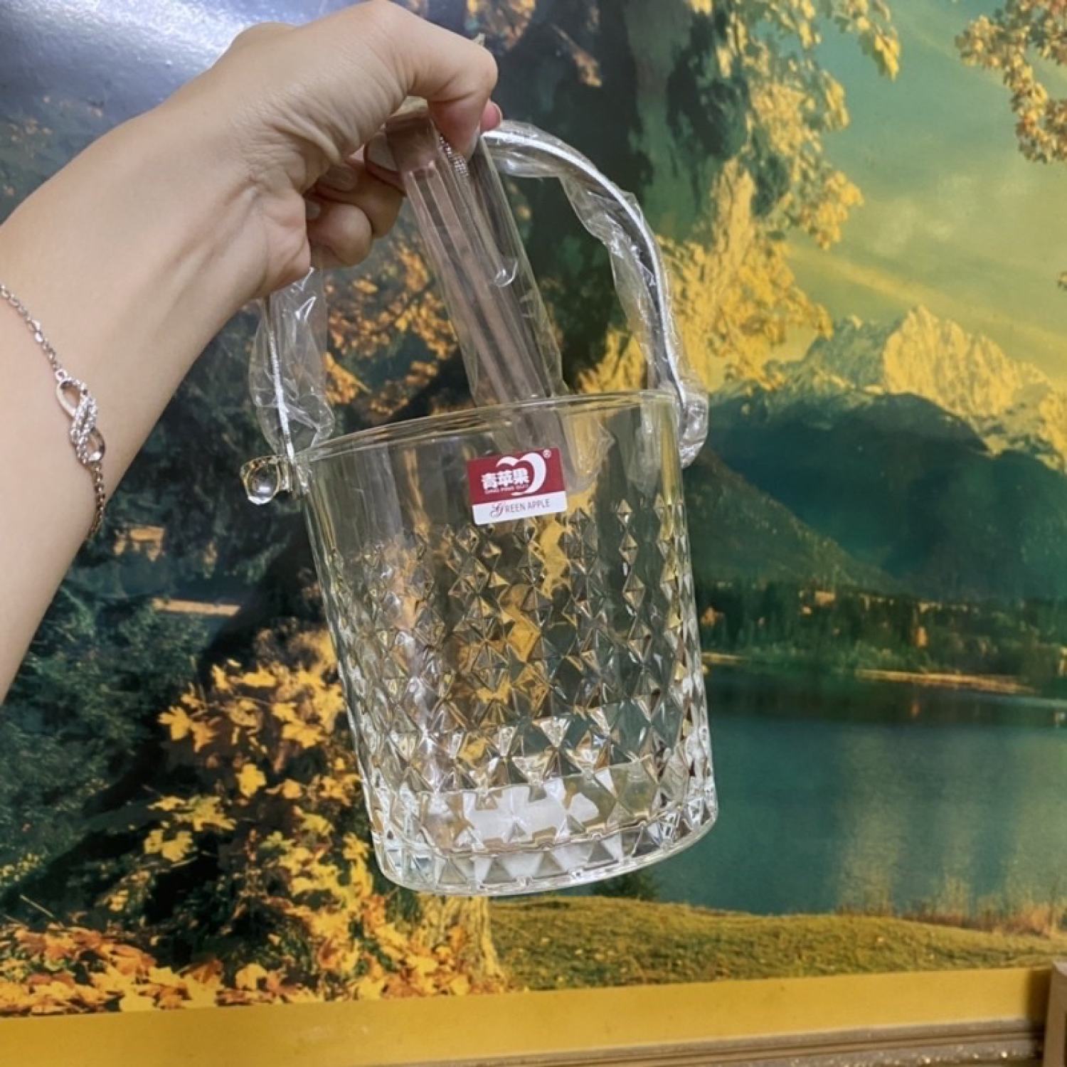 Xô đá thủy tinh ngâm chai rượυ Green Apple