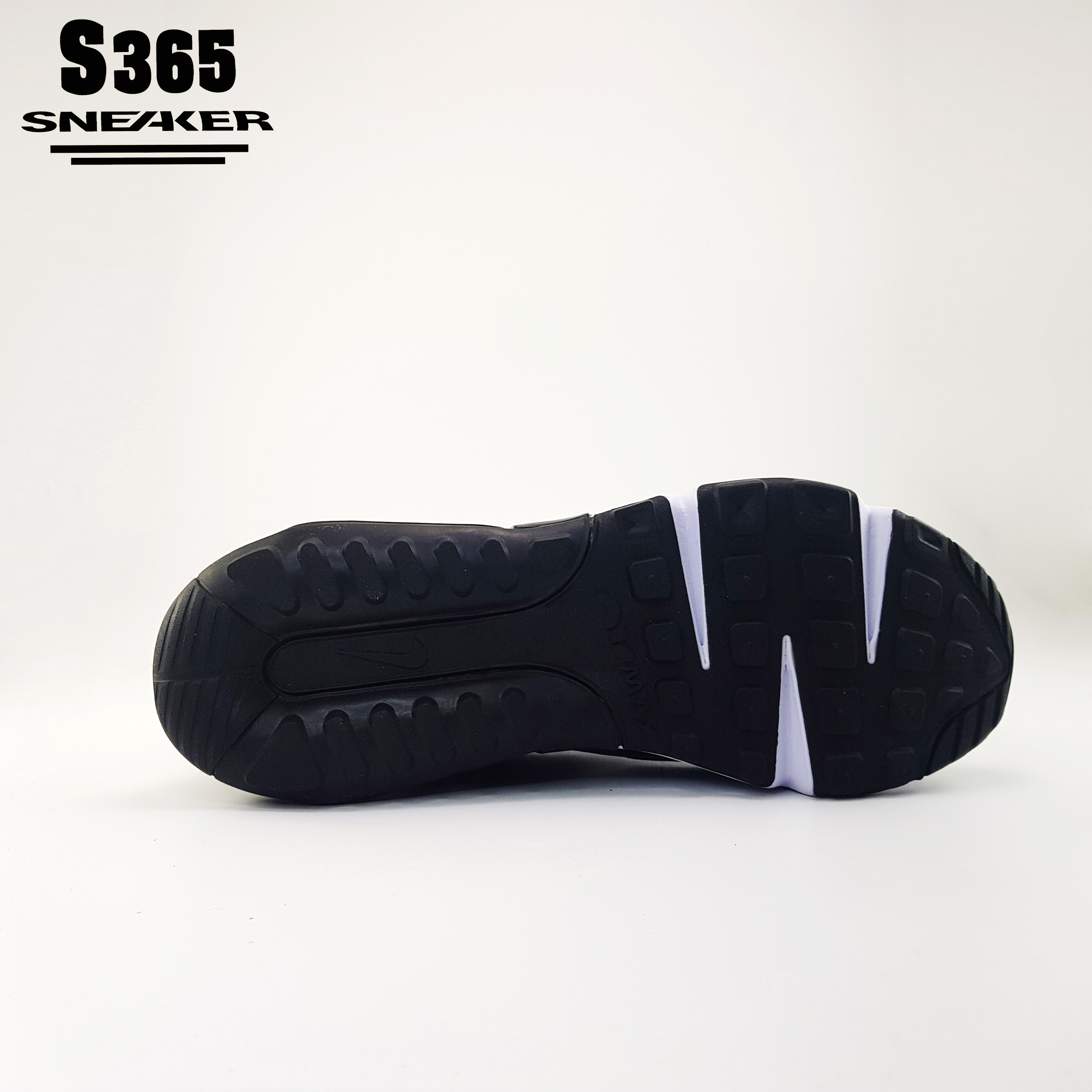 Giày Sneaker Air max 2090 black white size 39