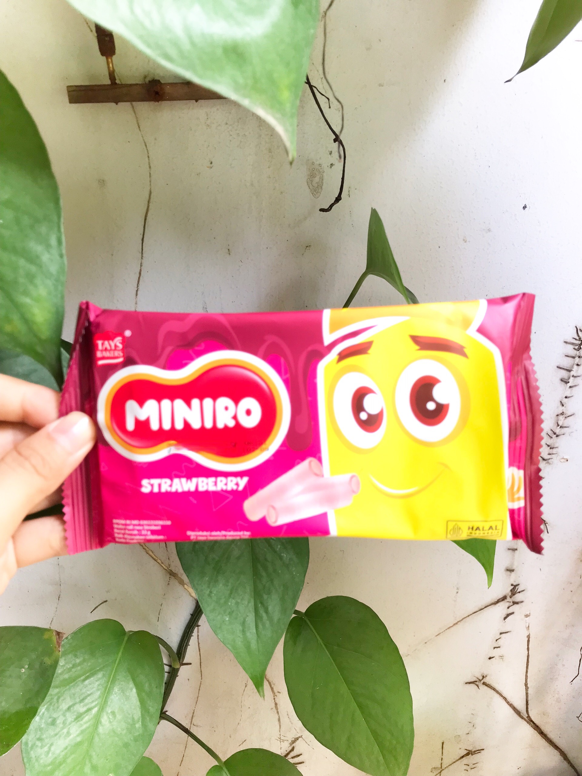 Bánh Quế Miniro Vị Dâu (Gói 33g)